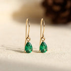 Pendientes Colgantes de Lágrima de Oro y Esmeralda