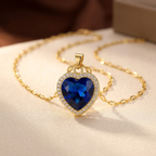 Collar de Corazón de Oro y Zafiro