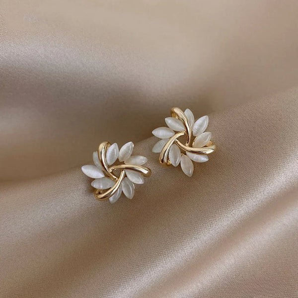 Sienna™ | Elegantes Pendientes de Botón de Círculo de Pétalos de Ópalo