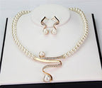 Conjunto de Collar y Pendientes de Perla Natural