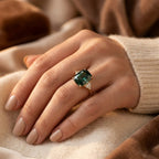 Anillo Solitario de Oro y Esmeralda