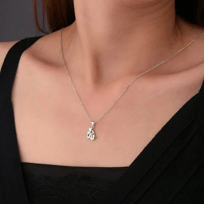 Wynter™ - Colgante Abrazo con Pendientes a Juego