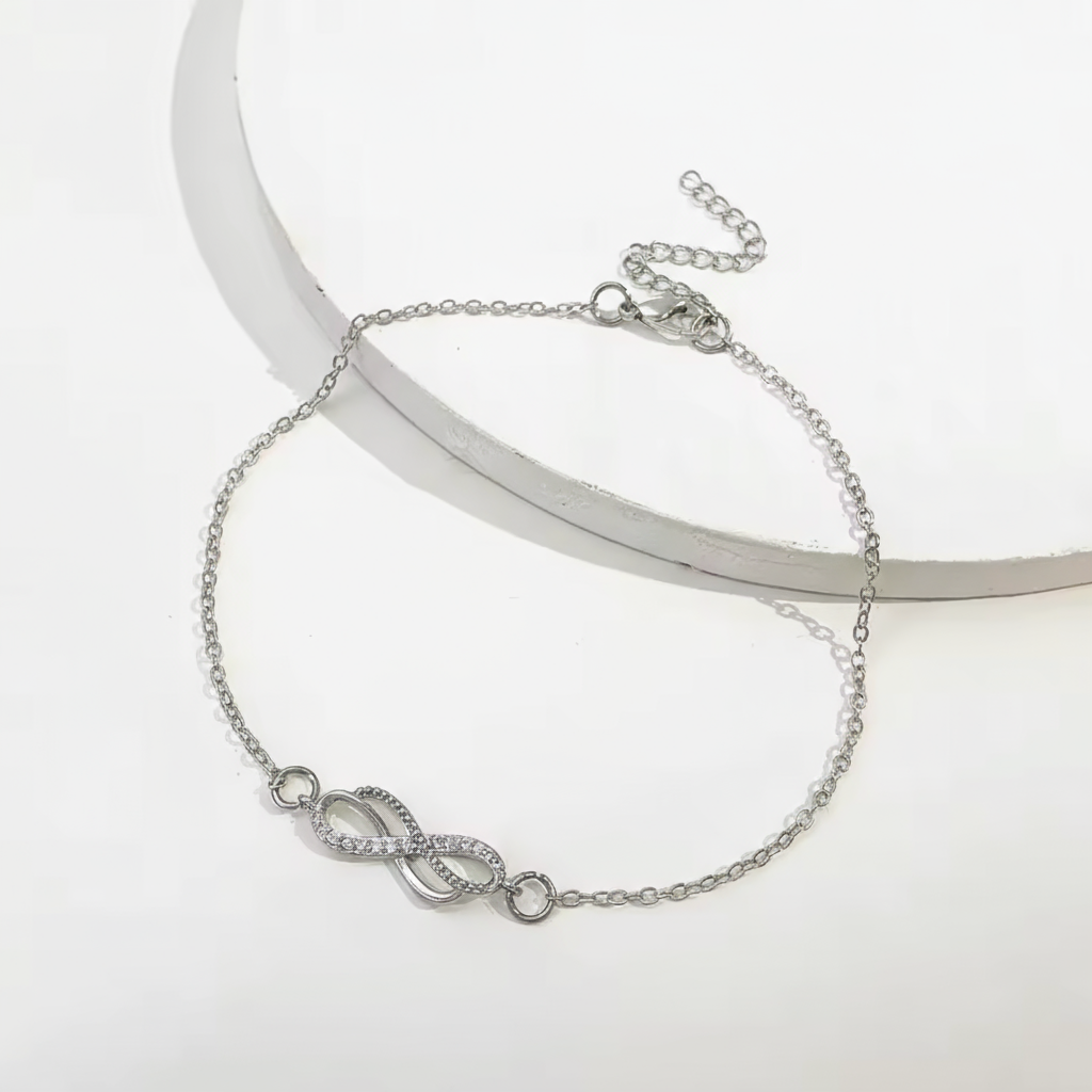Dana | Encanto Delicado del Infinito | Tobillera de Plata