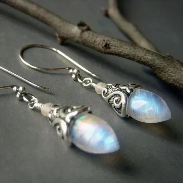 Pendientes Colgantes Antiguos de Piedra Lunar | Oro Blanco