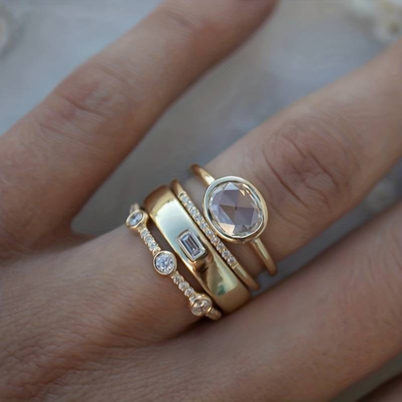 Lily - Conjunto de Anillos Vintage de Oro y Circonita