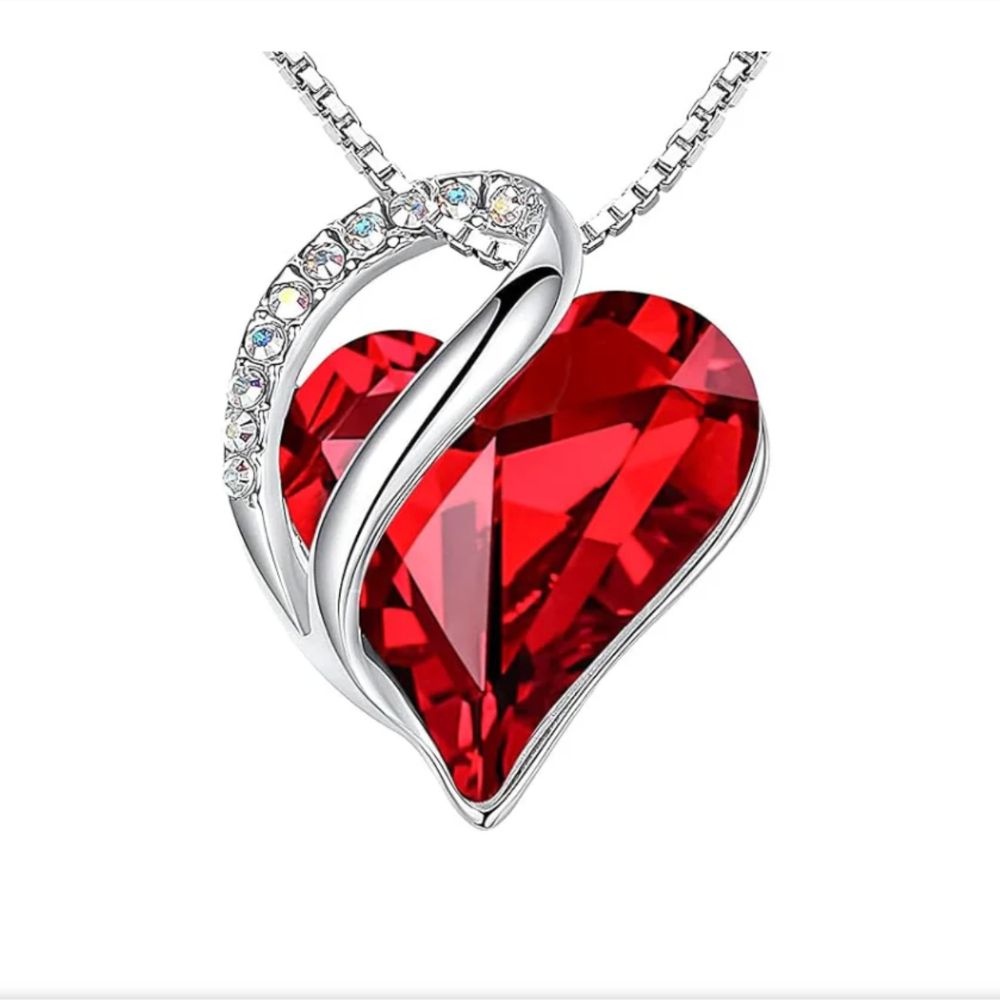 Collar de Corazón del Infinito con Rubí
