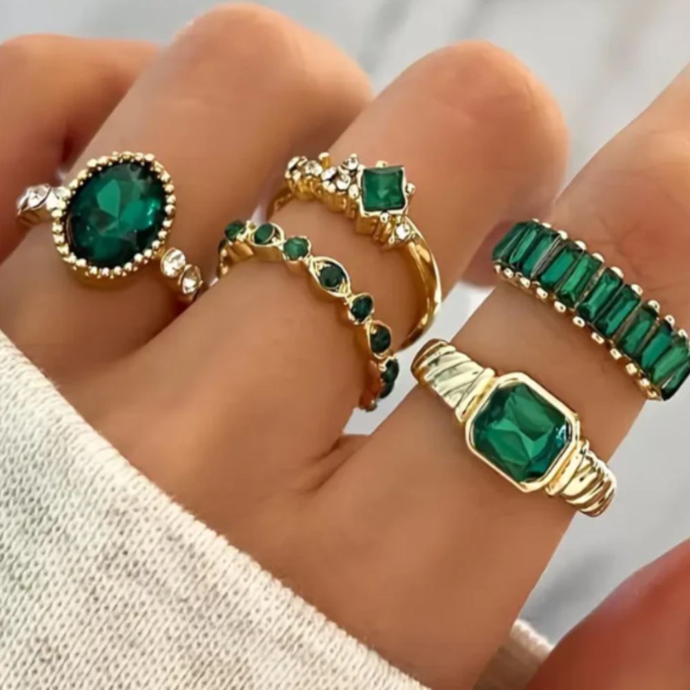 Conjunto de Anillos Zarina Exquisito de Oro y Esmeralda